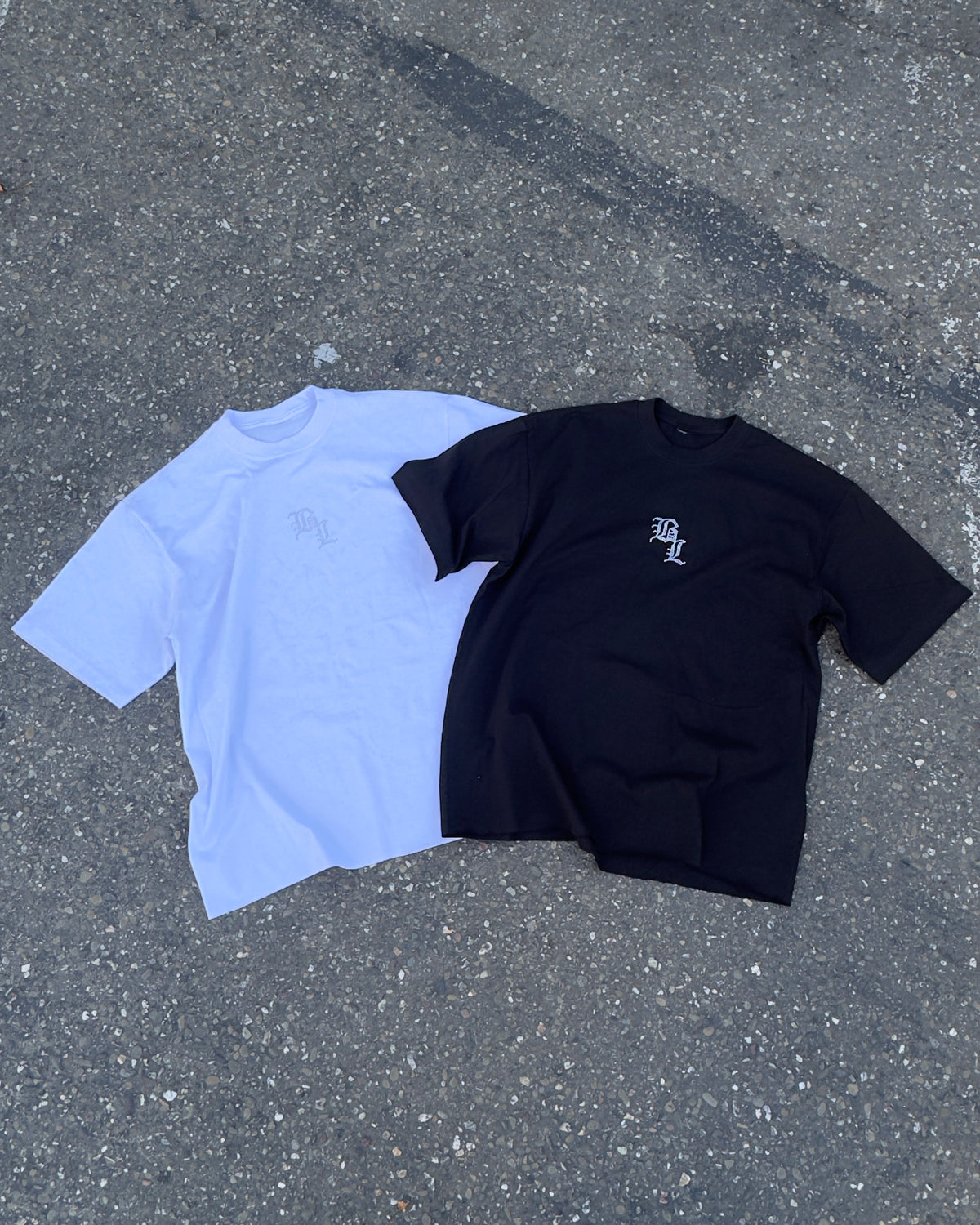 BOTTOMLINE ESSENTIAL TEE • ROUND 3