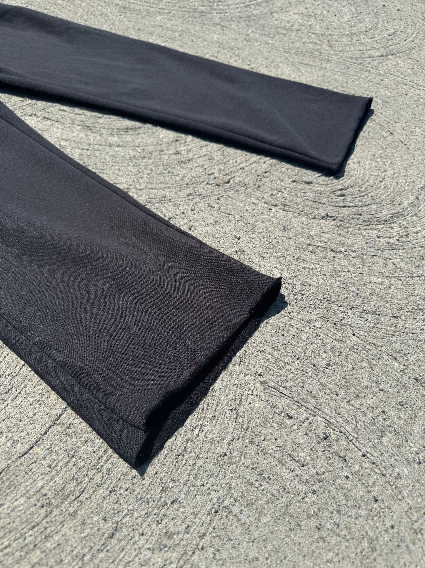 BOTTOMLINE ESSENTIAL SWEATPANTS • ROUND 2